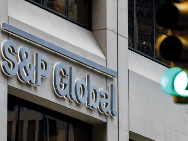 moody s had warned a heavy conflict could leave kyiv struggling to make debt payments photo reuters moody s had warned a heavy conflict could leave kyiv struggling to make debt payments photo reuters