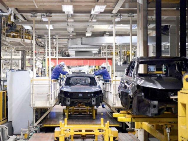 shanghai authorities said that around 70 of the companies had restarted operations photo reuters shanghai authorities said that around 70 of the companies had restarted operations photo reuters