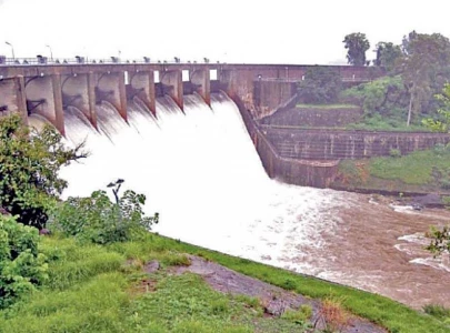 absence of dams caused flooding