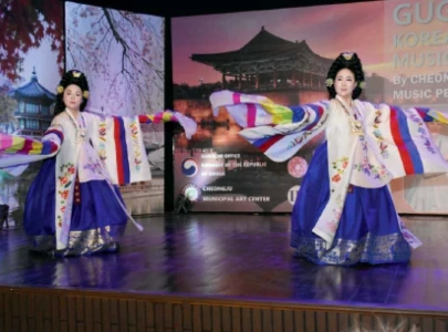 korean performers leave audience spellbound