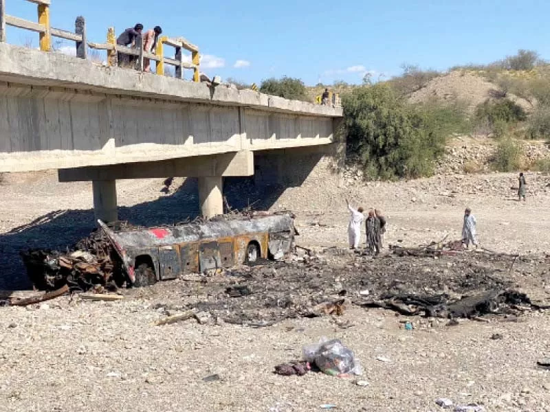 seven victims of lasbela bus tragedy yet to be identified seven victims of lasbela bus tragedy yet to be identified