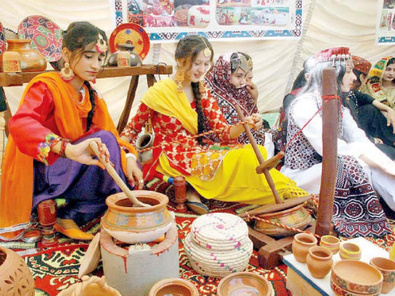 girls present a tableau on the eve of punjab cultural day in bahawalpur photo app