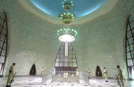 the chandelier gifted by the china muslim association in 1970 hangs at the quaid s mazar photo express