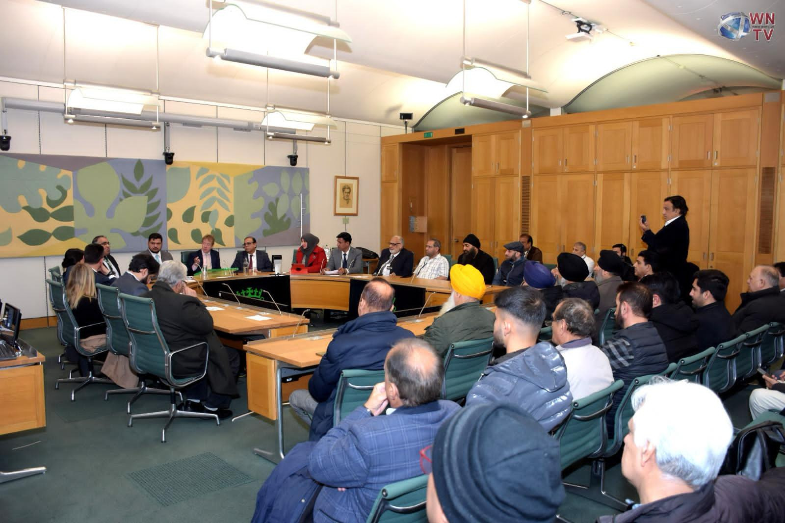 discussion held in uk parliament over iiojk