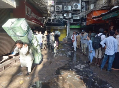 over 80 shops gutted in mobile market blaze