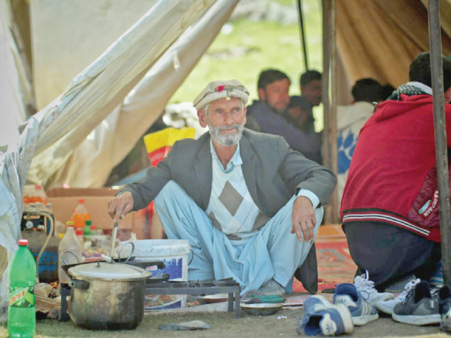 qaqlasht festival kicks off in chitral qaqlasht festival kicks off in chitral