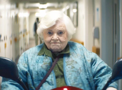 nonagenarian june squibb wows with own stunts in thelma nonagenarian june squibb wows with own stunts in thelma