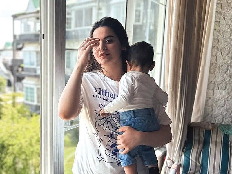 in a heartwarming message minal denounced postpartum body shaming as she spoke for all new mothers photo instagram