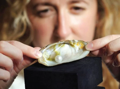 a cultural history of pearls