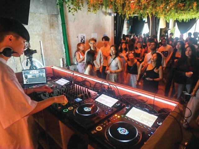 sober clubbing events are gaining momentum in singapore photo afp sober clubbing events are gaining momentum in singapore photo afp