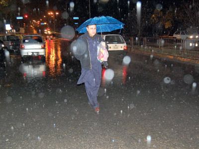 mercury dropping when it rains it doesn t pour mercury dropping when it rains it doesn t pour