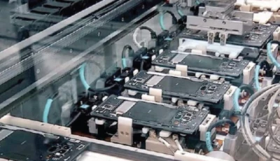 according to industry projections sustaining pakistan s local mobile industry between 2026 and 2031 could generate foreign exchange savings of more than 2 3 billion while gradually reducing dependence on imports photo file