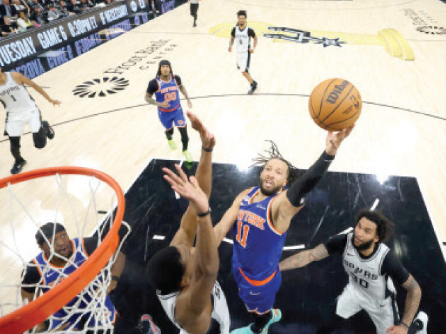 Knicks win first NBA championship in 53 years