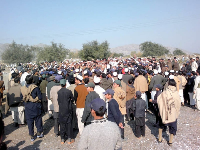 boy injured protest against blackouts in jamrud