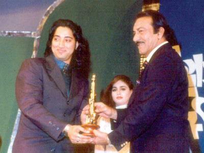 baba e filmi sahafat the return of nigar awards