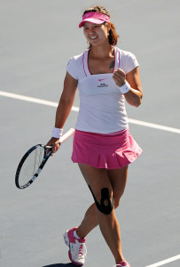 tennis li halts kvitova s bid for top spot