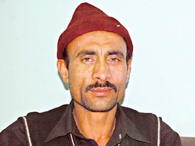 conman waiting for daughter s pieces busted