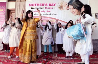 students put up special performances on mothers day students put up special performances on mothers day