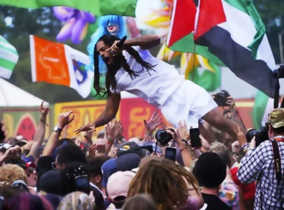 britain probes punk rap duo s anti israel chant