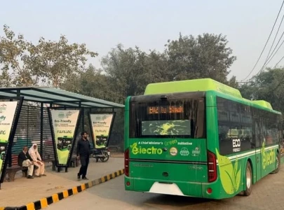 electric green bus service rolls into khanewal