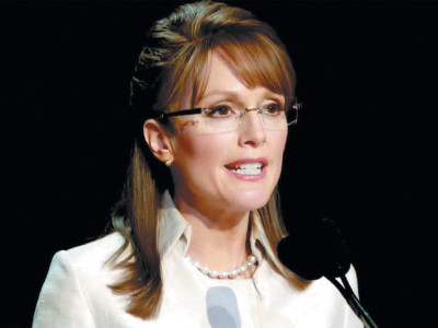 game change moore takes on palin game change moore takes on palin