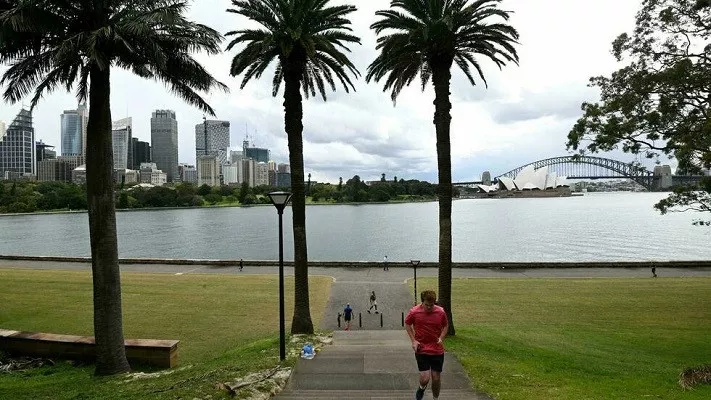 sydney lifts covid curfews as case numbers stabilise sydney lifts covid curfews as case numbers stabilise