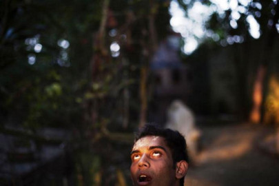 is prayer a better way to deal with depression than treatment from a mental health professional