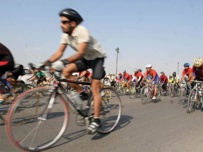 cycle race athletes pedal from sohrab goth to gulbai