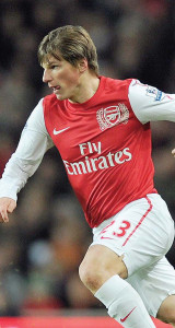 football wenger quells mutiny after sub blunder