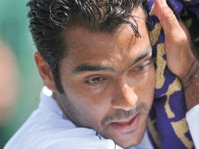 australian open aisam rojer crash out