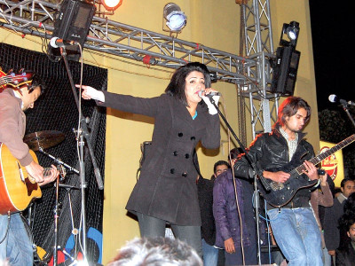 musical night powerhouse qb lights up islamabad