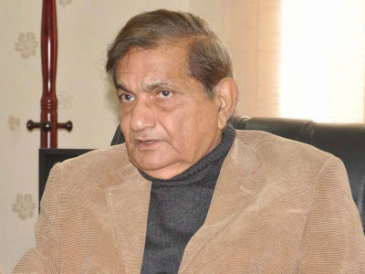 as teachers slam books shut beleaguered sindh university vc pulls out his cards