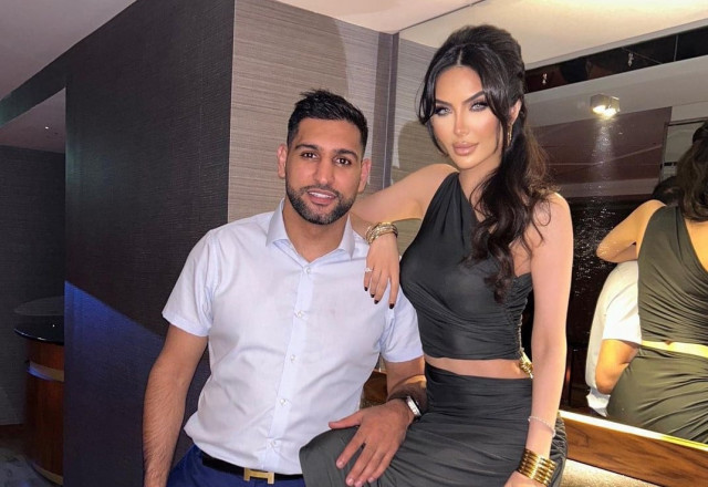 amid infidelity allegations amir khan is willing to take therapy to stop sexting other women amid infidelity allegations amir khan is willing to take therapy to stop sexting other women