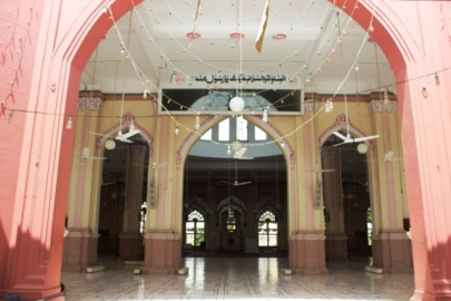 i was not allowed to enter memon mosque in karachi because i am a woman