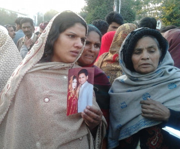killed in police encounter family protests outside punjab assembly killed in police encounter family protests outside punjab assembly