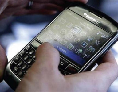 blackberry opens doors to much awaited app store blackberry opens doors to much awaited app store