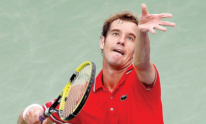 tennis gasquet cruises into 3rd round