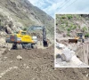 landslides leave thousands stranded