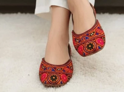 traditional khussa captivates eid shoppers