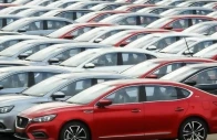 auto financing surges 38 to rs382 billion