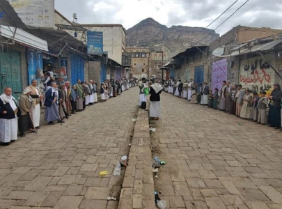 129 killed as yemen fighting surges