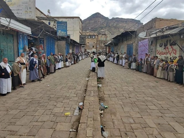129 killed as Yemen fighting surges