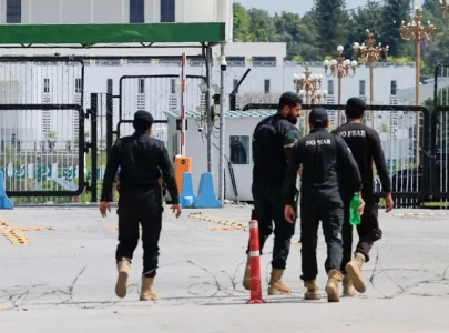 punjab scales back police deployment for islamabad protests punjab scales back police deployment for islamabad protests