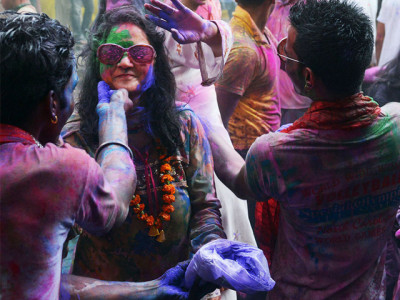 kashmir day holiday is fine but you have an issue with holi