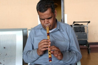 through the eyes of ashfaq