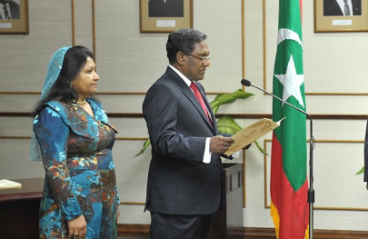 maldives president resigns after weeks of protests police mutiny maldives president resigns after weeks of protests police mutiny