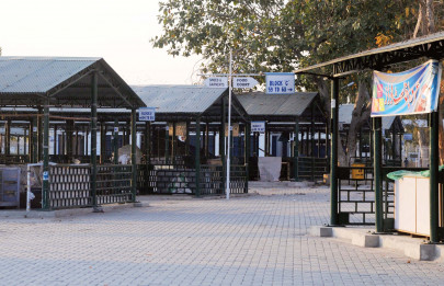 abandoned four days a week a bazaar that isn t