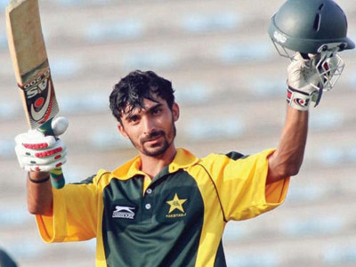 pentangular cup hameed stands firm in overcast conditions