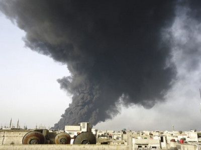 explosion hits oil pipeline in syria s homs witnesses