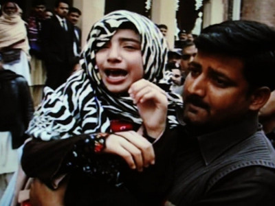 custody row french mother handed pakistani daughter custody row french mother handed pakistani daughter